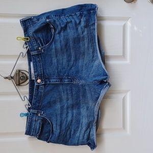 LEVI'S Plus Size High Rise Denim Jean Shorts Sz  22